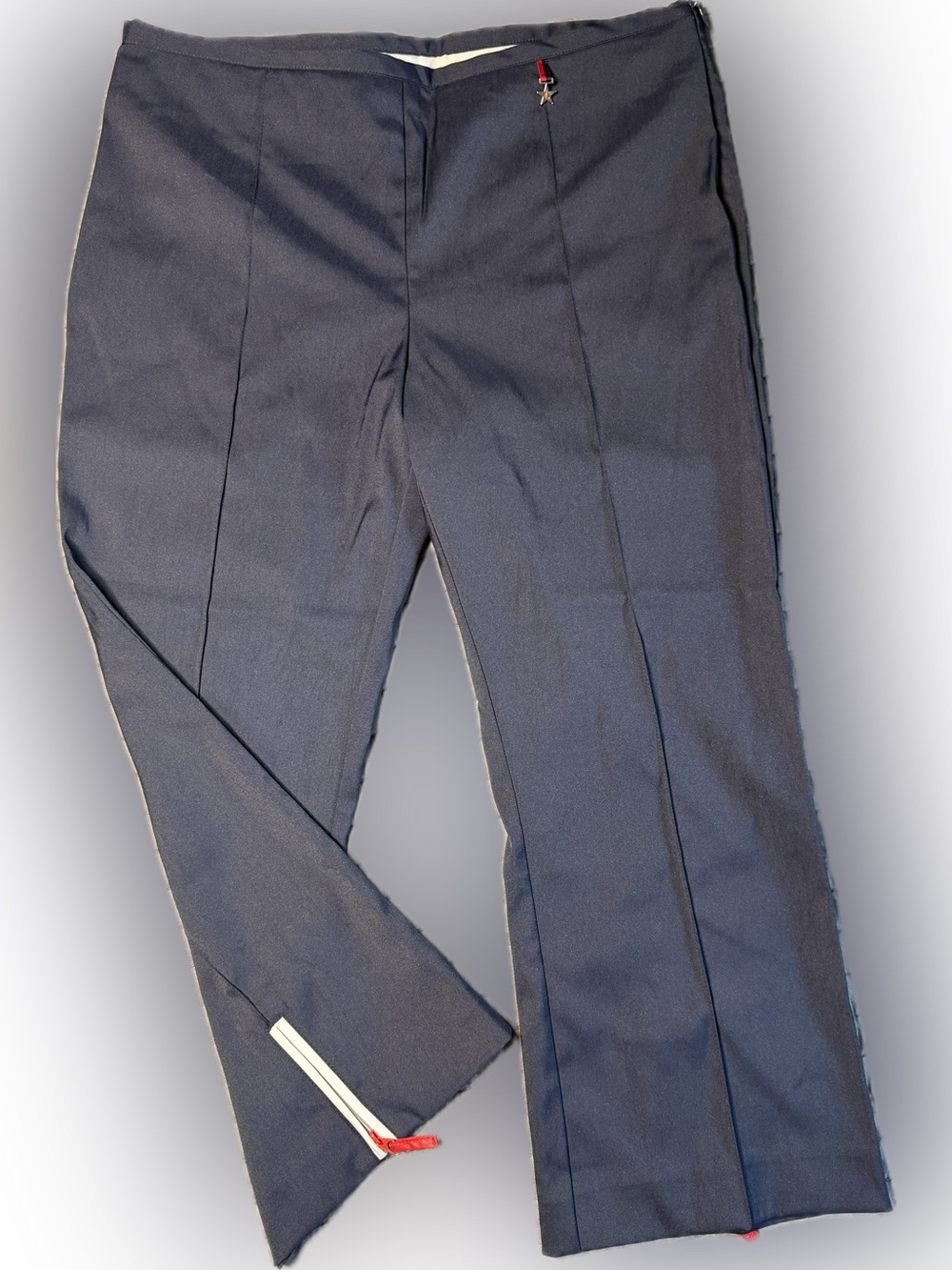 Tommy Hilfiger Navy Capris with Front/Back Creases Side/Leg zipper Junior 9